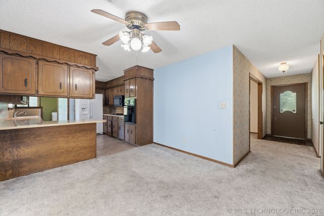 25566 S 4130 Drive, Claremore, OK 74019