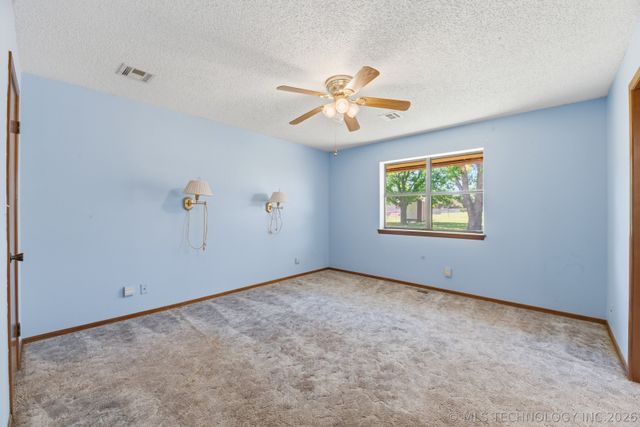 25566 S 4130 Drive, Claremore, OK 74019