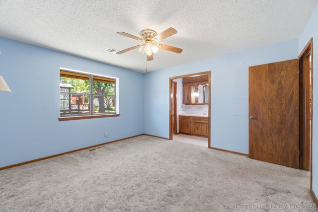 25566 S 4130 Drive, Claremore, OK 74019
