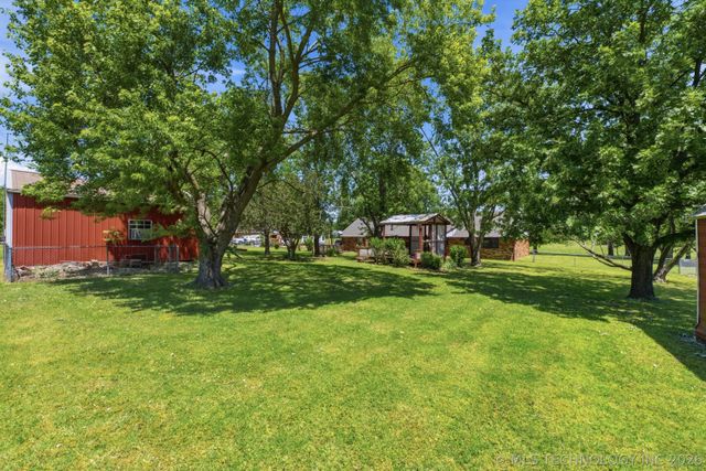 25566 S 4130 Drive, Claremore, OK 74019