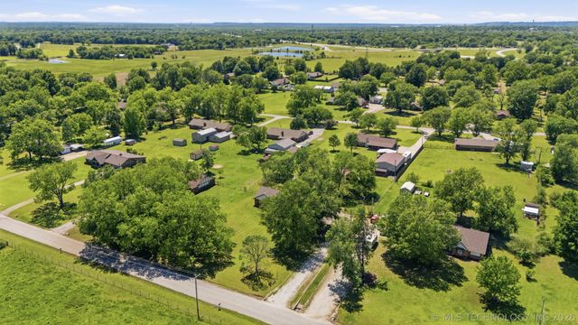25566 S 4130 Drive, Claremore, OK 74019