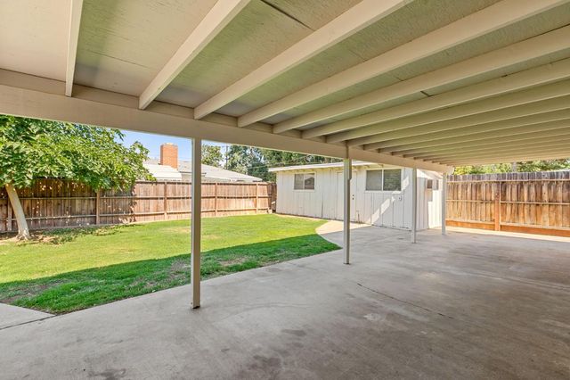 4627 N Ila Avenue, Fresno, CA 93705