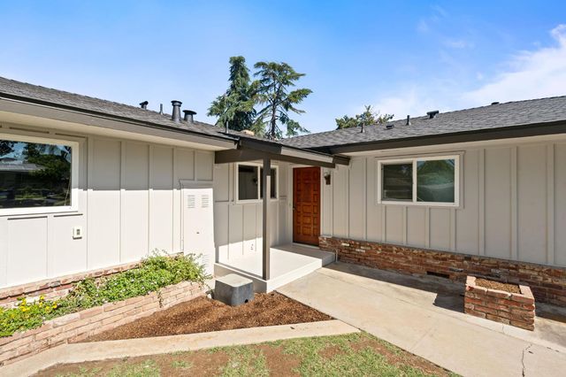 4627 N Ila Avenue, Fresno, CA 93705