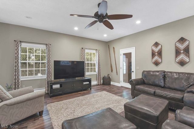 24164 Smith Avenue, Westlake, OH 44145
