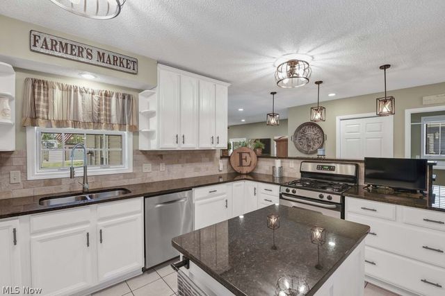 24164 Smith Avenue, Westlake, OH 44145