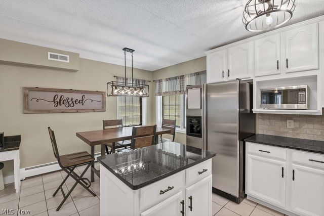 24164 Smith Avenue, Westlake, OH 44145