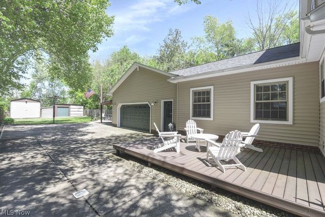 24164 Smith Avenue, Westlake, OH 44145