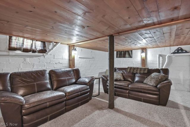 24164 Smith Avenue, Westlake, OH 44145
