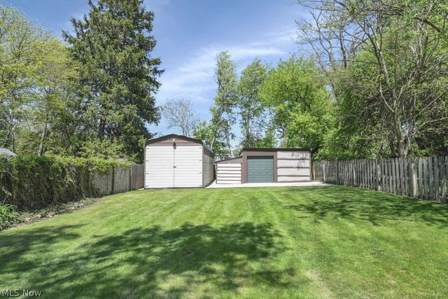 24164 Smith Avenue, Westlake, OH 44145