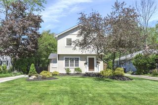 24164 Smith Avenue, Westlake, OH 44145