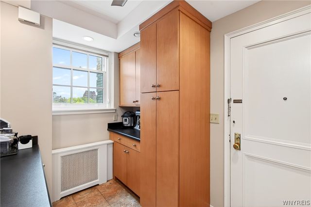 33 Gates Circle 5C, Buffalo, NY 14222