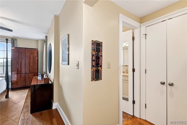 33 Gates Circle 5C, Buffalo, NY 14222