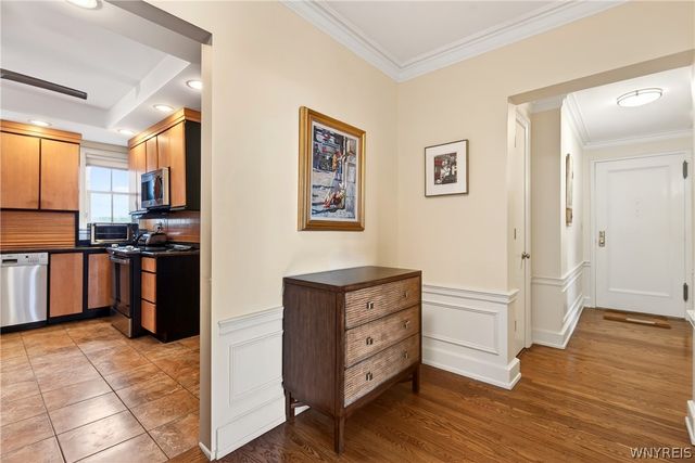 33 Gates Circle 5C, Buffalo, NY 14222
