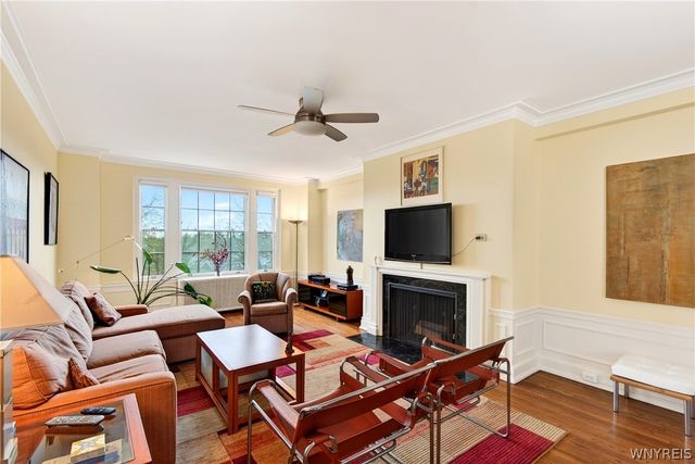 33 Gates Circle 5C, Buffalo, NY 14222