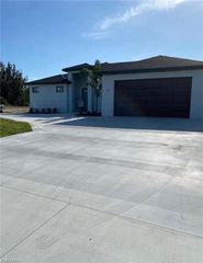 24 Chiquita BLVD S, Cape Coral, FL 33991