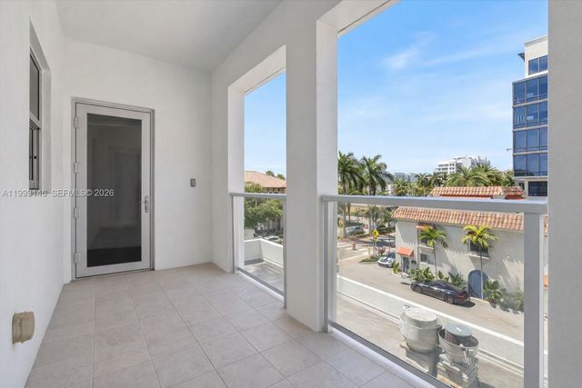 455 E Palmetto Park Road 3W, Boca Raton, FL 33432