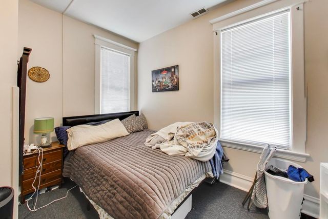 810 S Austin Avenue, Oak Park, IL 60302