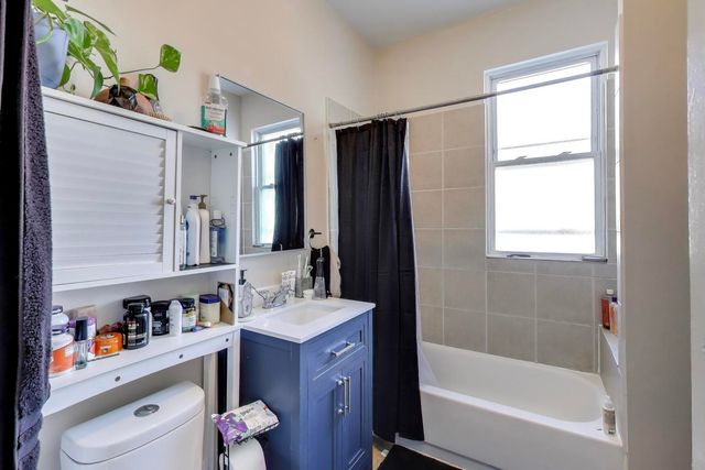 810 S Austin Avenue, Oak Park, IL 60302