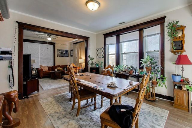 810 S Austin Avenue, Oak Park, IL 60302