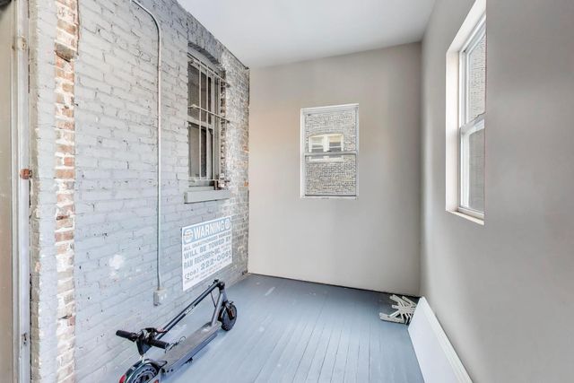 810 S Austin Avenue, Oak Park, IL 60302