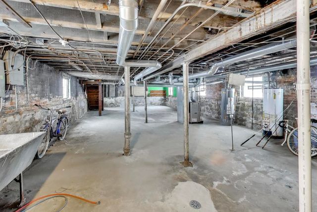 810 S Austin Avenue, Oak Park, IL 60302