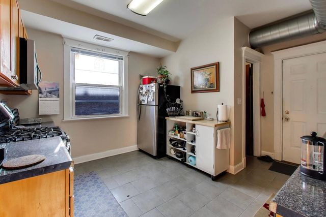 810 S Austin Avenue, Oak Park, IL 60302