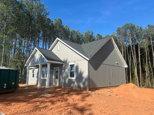 113 Big Woods Circle, Belton, SC 29627