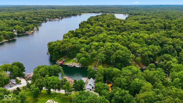 7433 Hummingbird Drive, Nineveh, IN 46164