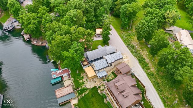 7433 Hummingbird Drive, Nineveh, IN 46164