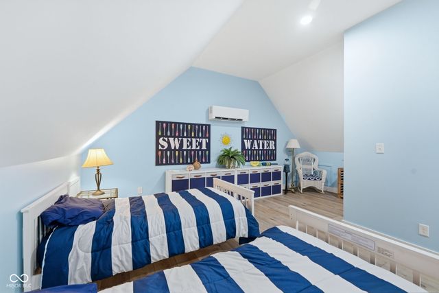 7433 Hummingbird Drive, Nineveh, IN 46164