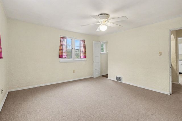 1823 W Michigan Avenue, Battle Creek, MI 49037