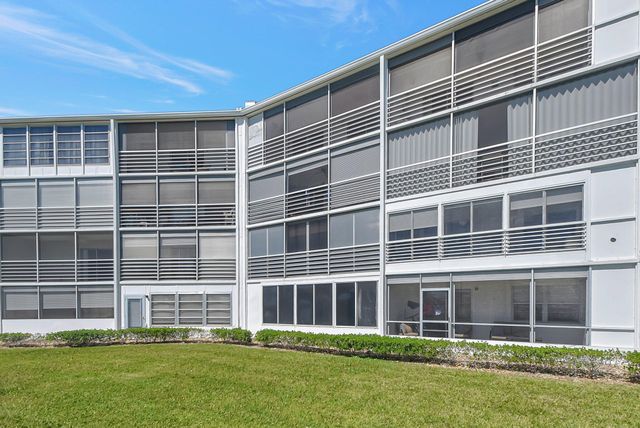 4015 Cornwall A, Boca Raton, FL 33434