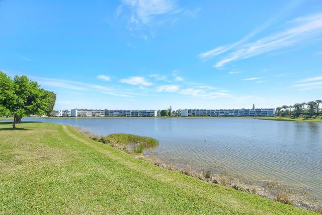 4015 Cornwall A, Boca Raton, FL 33434