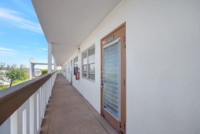 4015 Cornwall A, Boca Raton, FL 33434