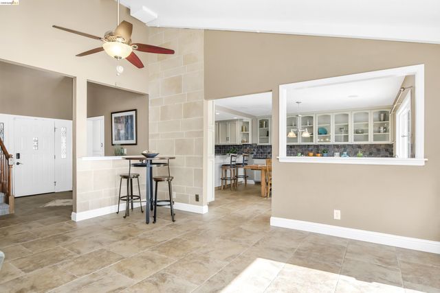 5761 Salmon Ct, Discovery Bay, CA 94505