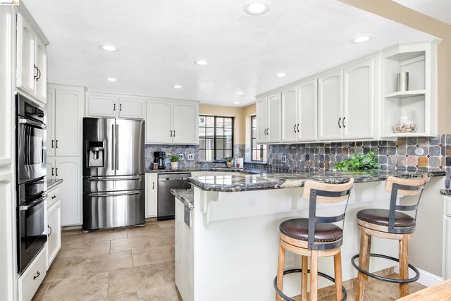 5761 Salmon Ct, Discovery Bay, CA 94505