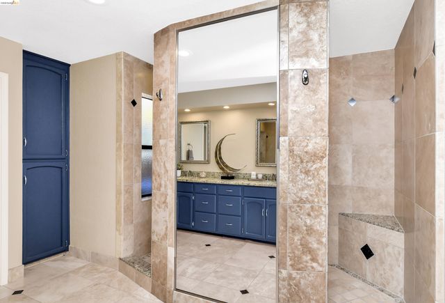 5761 Salmon Ct, Discovery Bay, CA 94505