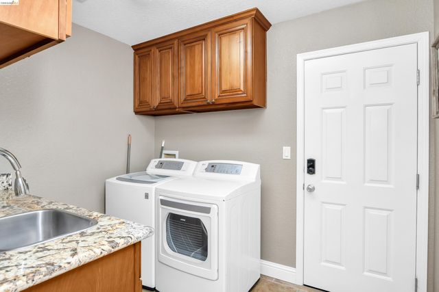 5761 Salmon Ct, Discovery Bay, CA 94505