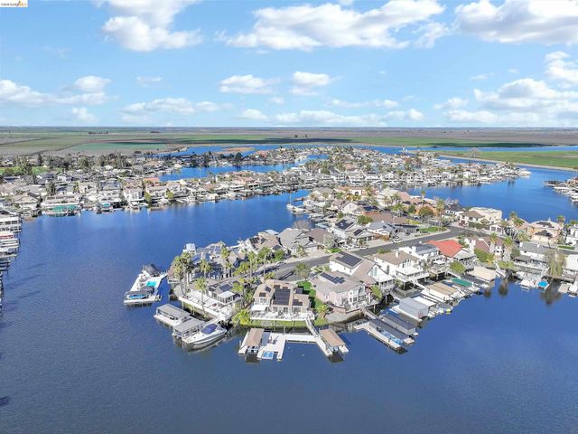 5761 Salmon Ct, Discovery Bay, CA 94505