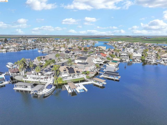 5761 Salmon Ct, Discovery Bay, CA 94505