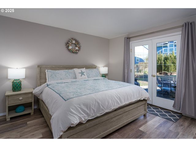 2131 Beach Loop Drive, Bandon, OR 97411