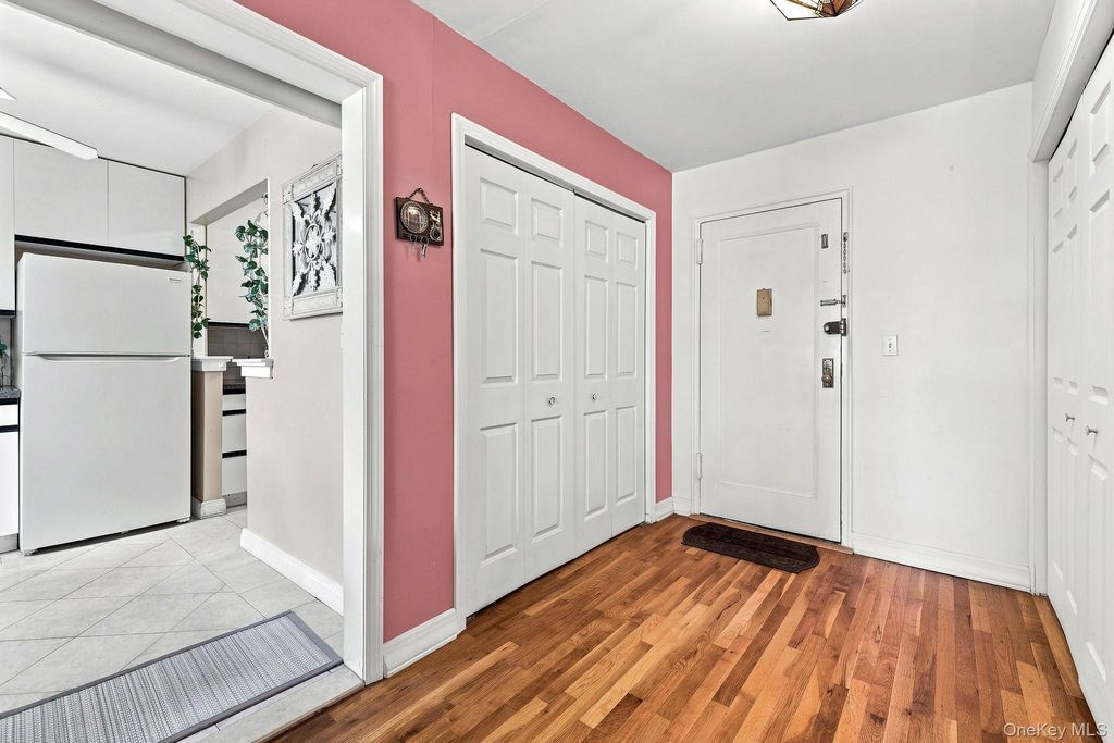 10 Franklin Avenue 2A, White Plains, NY 10601 — photo 3