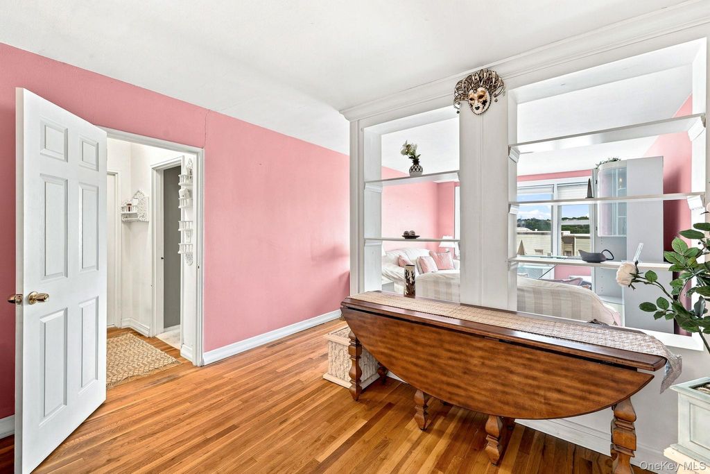 10 Franklin Avenue 2A, White Plains, NY 10601 — photo 4