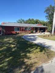 1259 Cleburne DR, Fort Myers, FL 33919