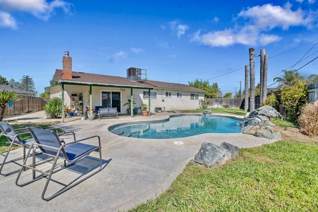 107 Ruth Street, Exeter, CA 93221