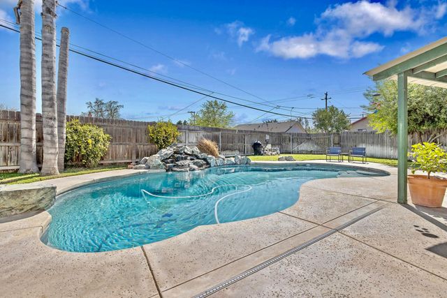 107 Ruth Street, Exeter, CA 93221