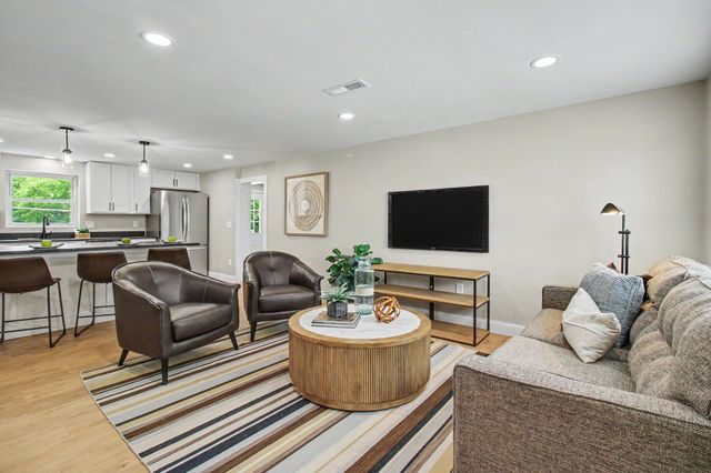 6546 Rogers Lane, Burlington, KY 41005
