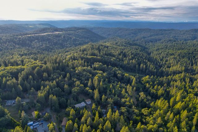 2708 Illinois Canyon Rd, Georgetown, CA 95634