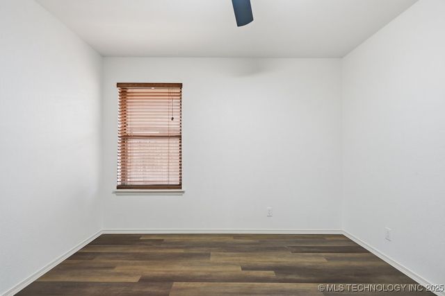 1702 S Aster Court, Broken Arrow, OK 74012