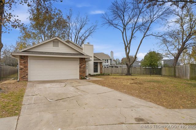 1702 S Aster Court, Broken Arrow, OK 74012